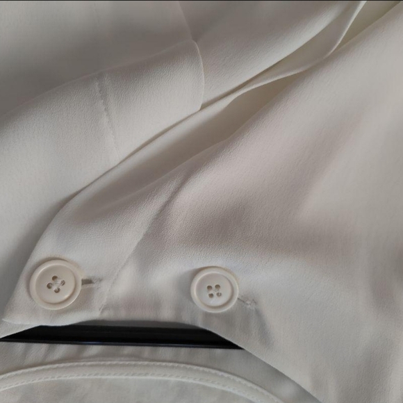 ZARA White & Black Contrast Tie-Back Blouse โ Size XS - Picture 6 of 6